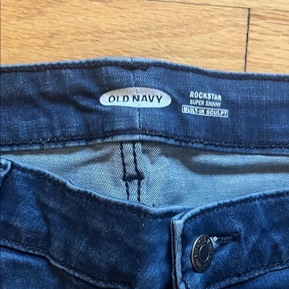 Old Women's Rockstar Jeans - Picture 2 of 5